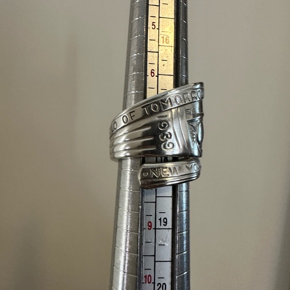 1939 Worlds Fair Spoon Ring - Picture 14 of 14